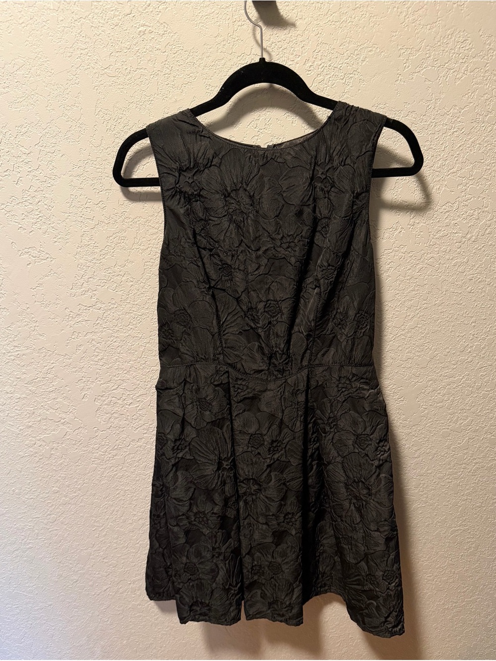 Max Studio Specialty Black Floral Jacquard Fit & Flare Dress Size 4